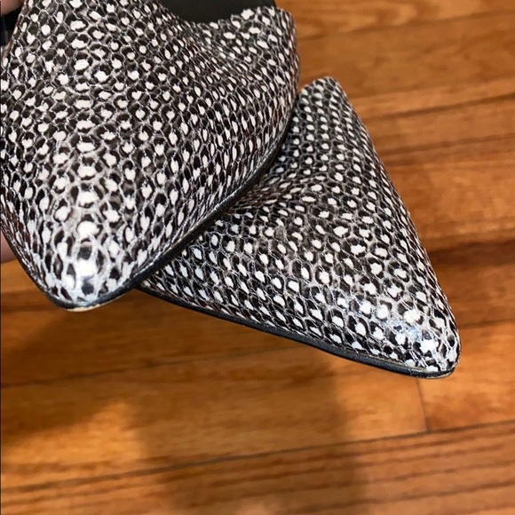 Heels - Picture 4 of 5